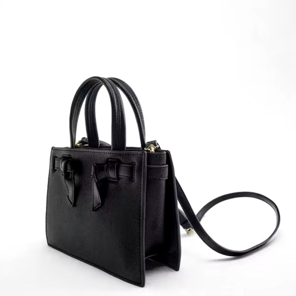 Zara | Black crossbody purse